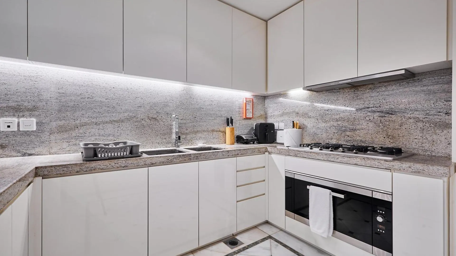 5 Star Hotel Apt - 15 Min To Burj Khalifa & Dxb Dubai