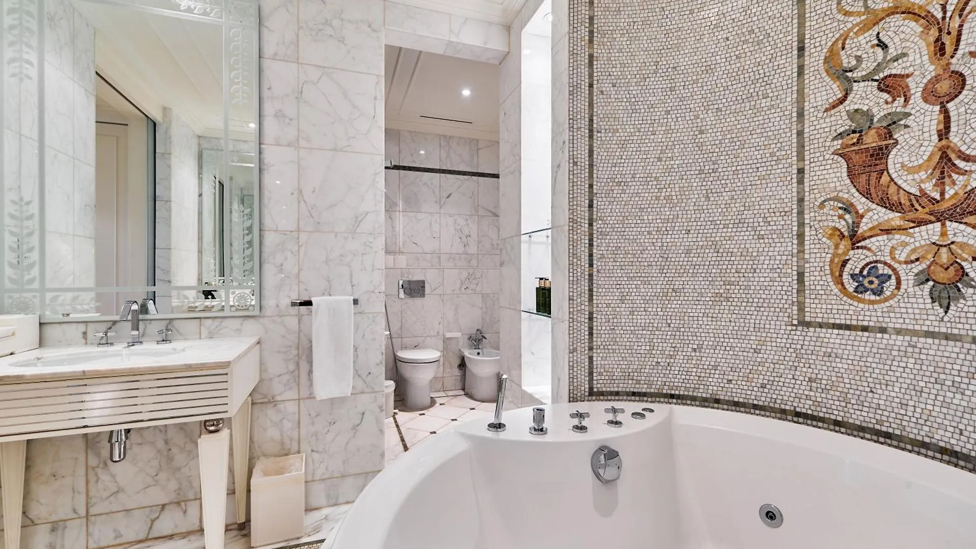 5 Star Hotel Apt - 15 Min To Burj Khalifa & Dxb Dubai